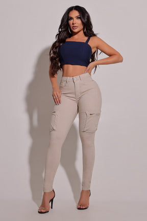 Calça Jeans Modeladora Cargo Apaixonante - CH88 KIT Promoção Surreal na Tinder Jeans!  👖 Compre 1 e leve 2!
