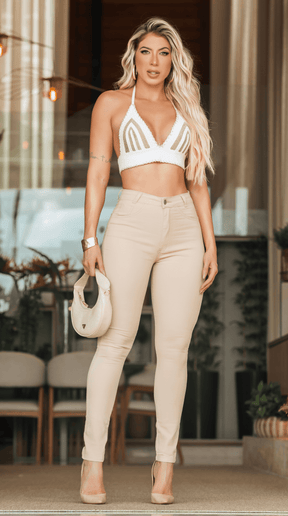 Calça Jeans Skinny Bege Cintura Alta Barra Reta