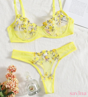 Lingerie Narcissus
