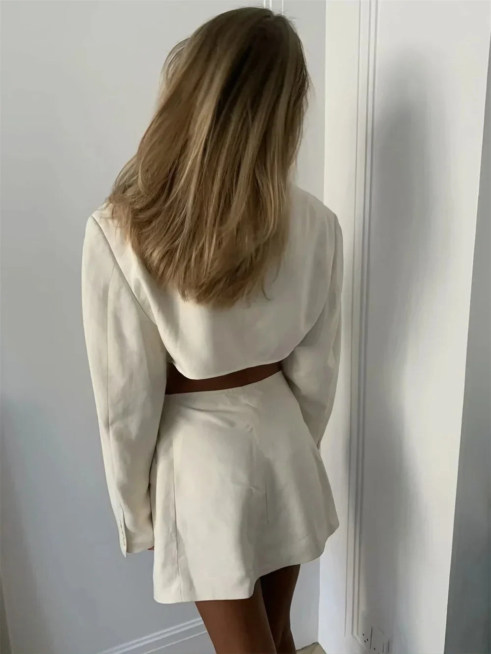 Ternos com saia Magnolia