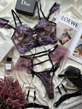 Lingerie Malévola