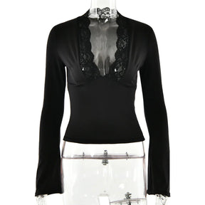Blusa Decotada de Renda Sara