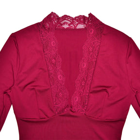 Blusa Decotada de Renda Sara
