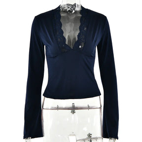 Blusa Decotada de Renda Sara